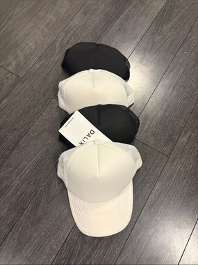 Women's White and Black Mesh Trucker Cap Set